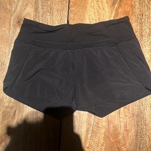 Lululemon speed shorts size 4. Lined. 4 inch